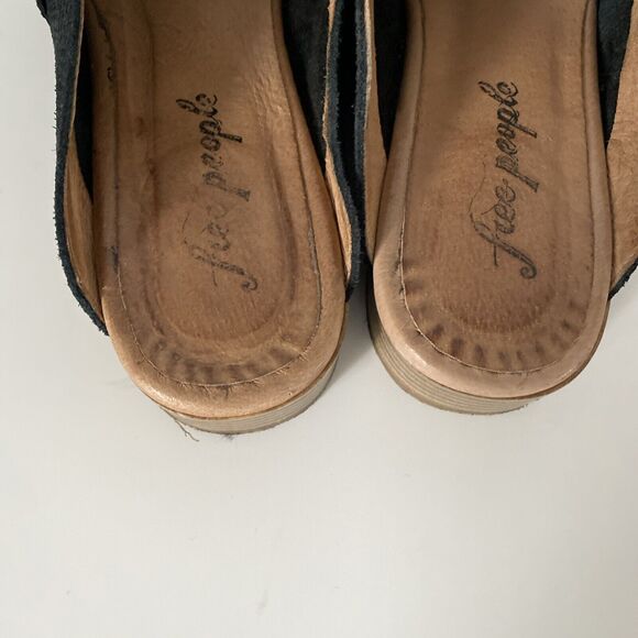 Free People At Ease Mule Black Texture Slip On Loafer Flat Round Toe Sue… - Picture 4 of 9
